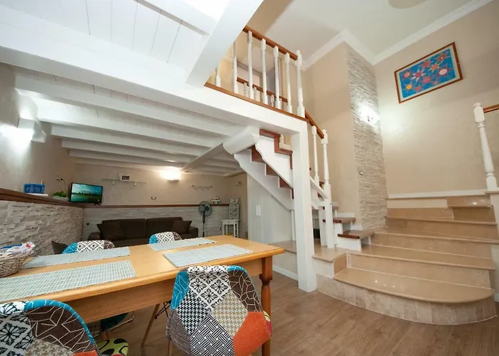 Daniela House 4 Anzio