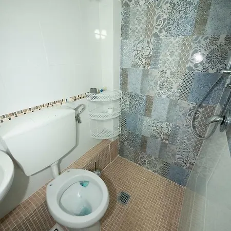 Daniela House 4 Nyaraló